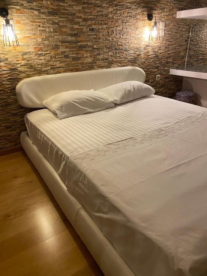 Helen Luxury Loft Design Meisonette-Apartment アテネ エクステリア 写真