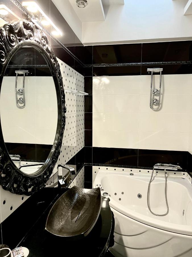 Helen Luxury Loft Design Meisonette-Apartment アテネ エクステリア 写真