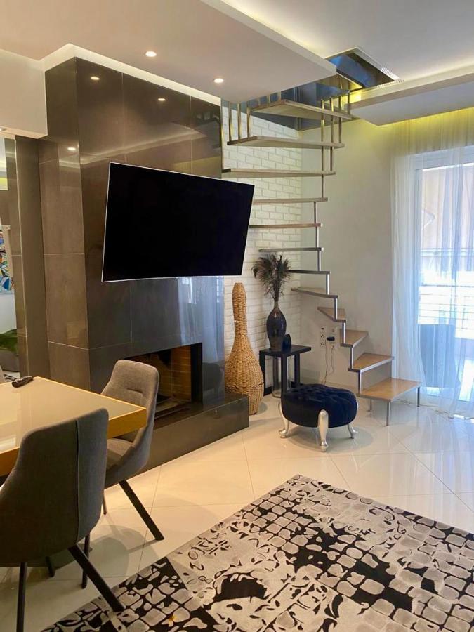 Helen Luxury Loft Design Meisonette-Apartment アテネ エクステリア 写真